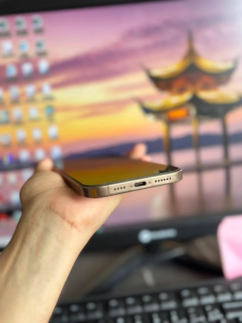 iPhone 16 pro Max  - Foto 2