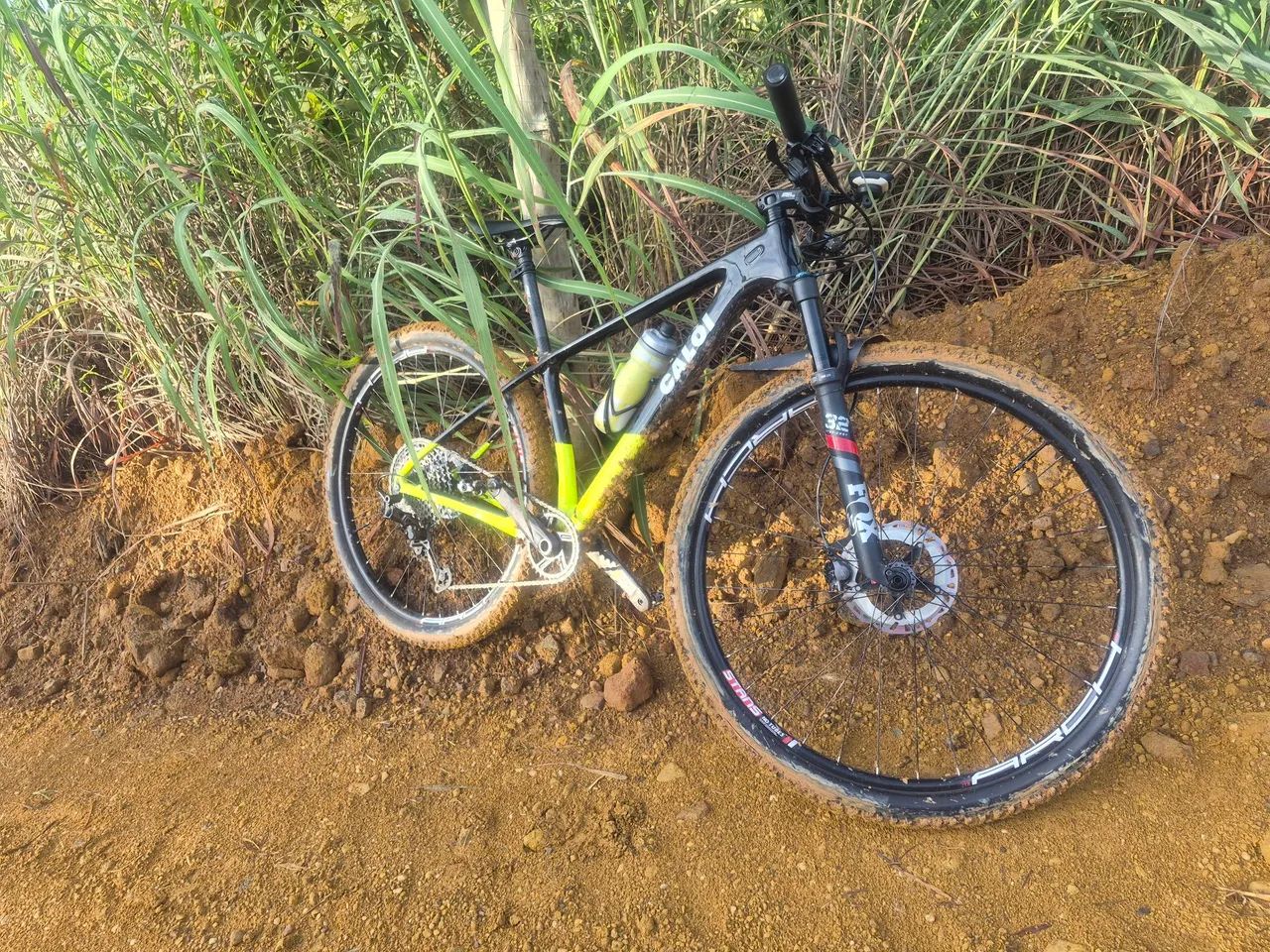 Caloi elite carbon racing  - Foto 2