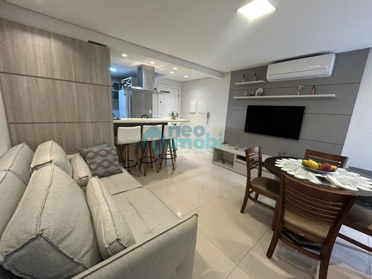 Apartamento 3 Dormitórios com Suíte à Venda em Estreito  Florianópolis
