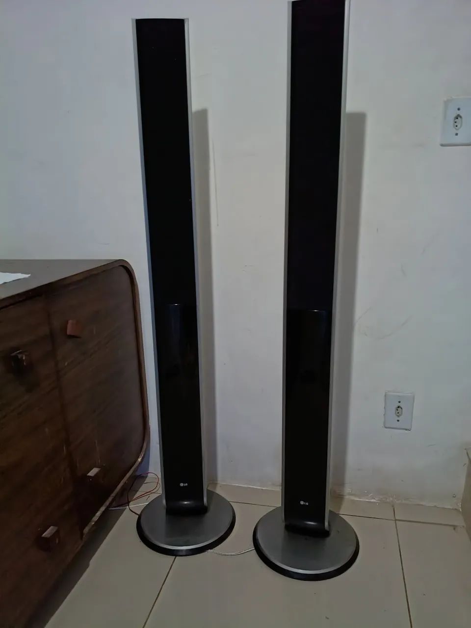 Caixas de som Torre