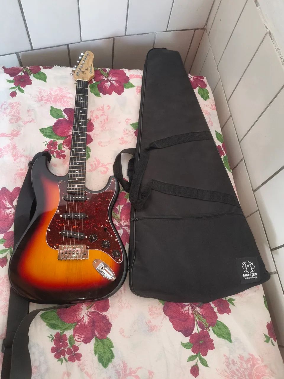 Guitarra elétrica  - Foto 2