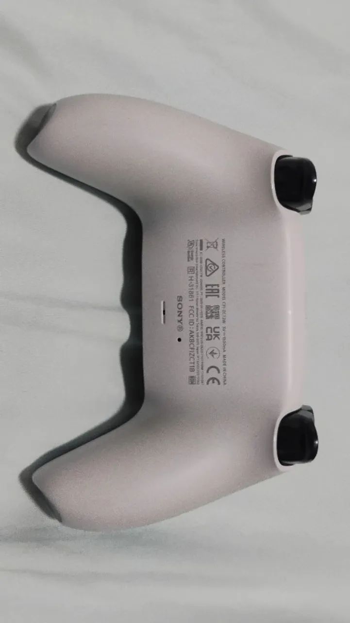 Playstation 5 e vem com 100 jogos - Foto 2