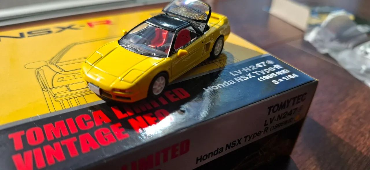 Tomica Limited Vintage Neo Honda NSX-R - Hobbies e coleções