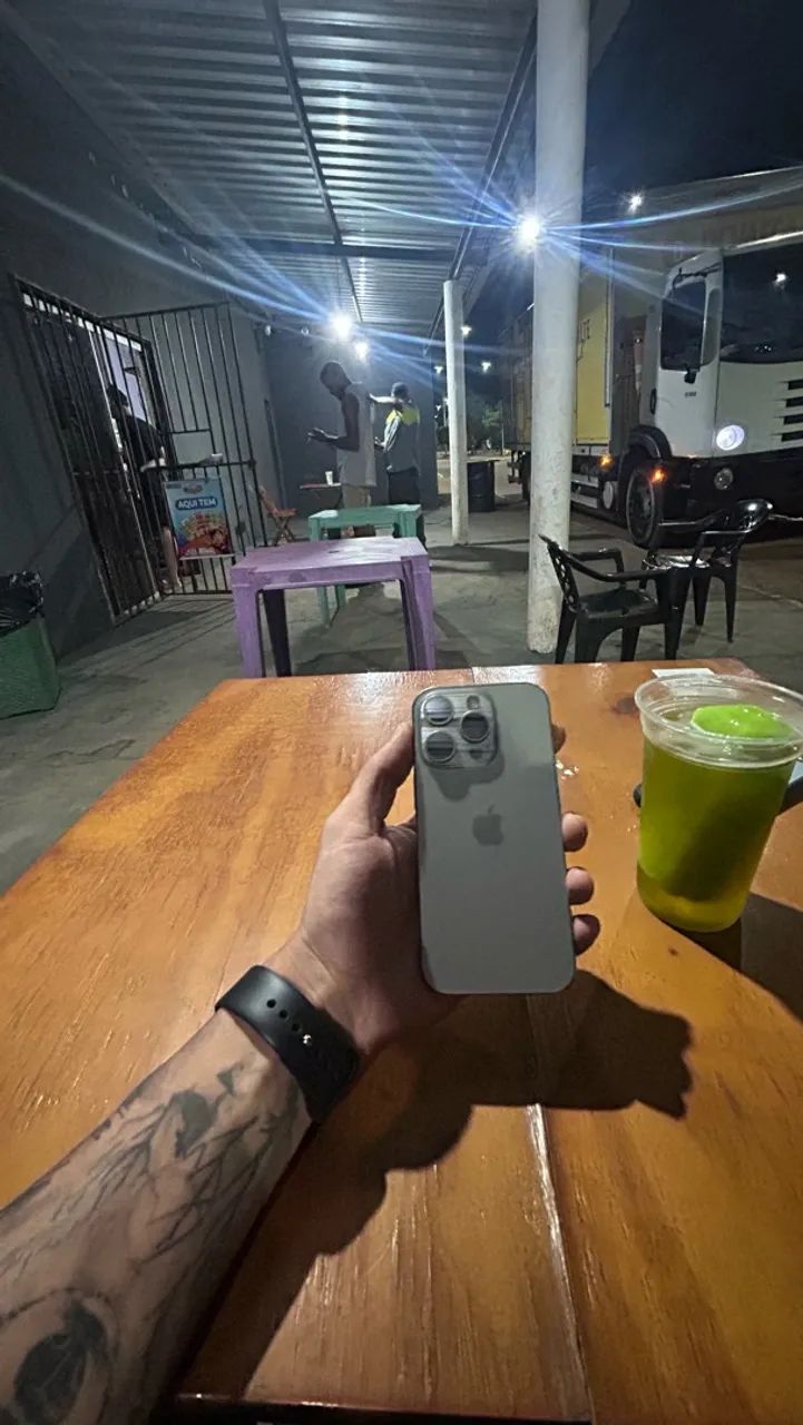 iPhone 16 pro  - Foto 3