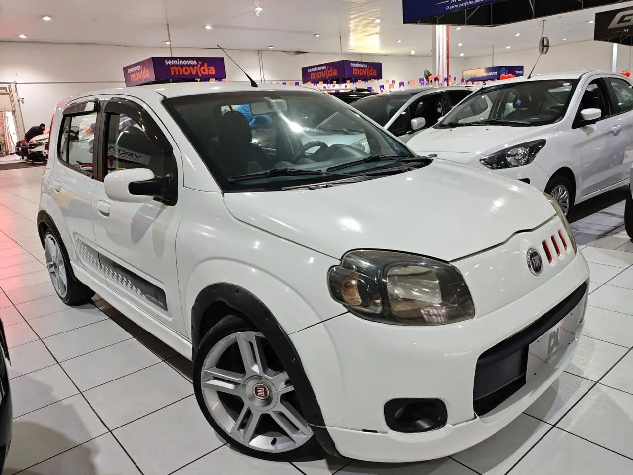 Fiat Uno Sporting 1.4 EVO Fire Flex 8V 4P 2013 - Foto 5