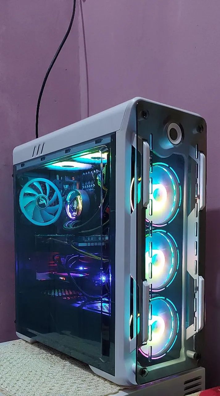 VENDO PC GAMER NOVÍSSIMO POUCO TEMPO DE USO