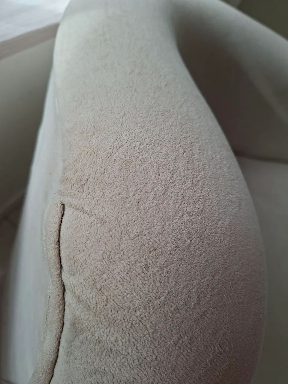 Sofá Minimalista  3 lugares - Foto 2