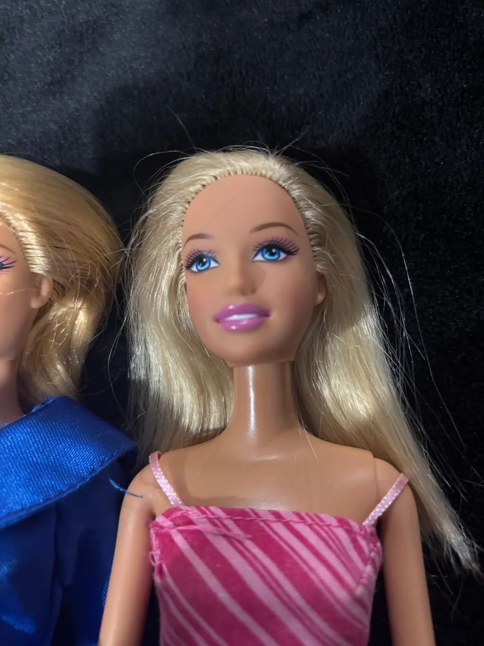 Lote 2 Barbies + 1 cabeça  - Foto 5