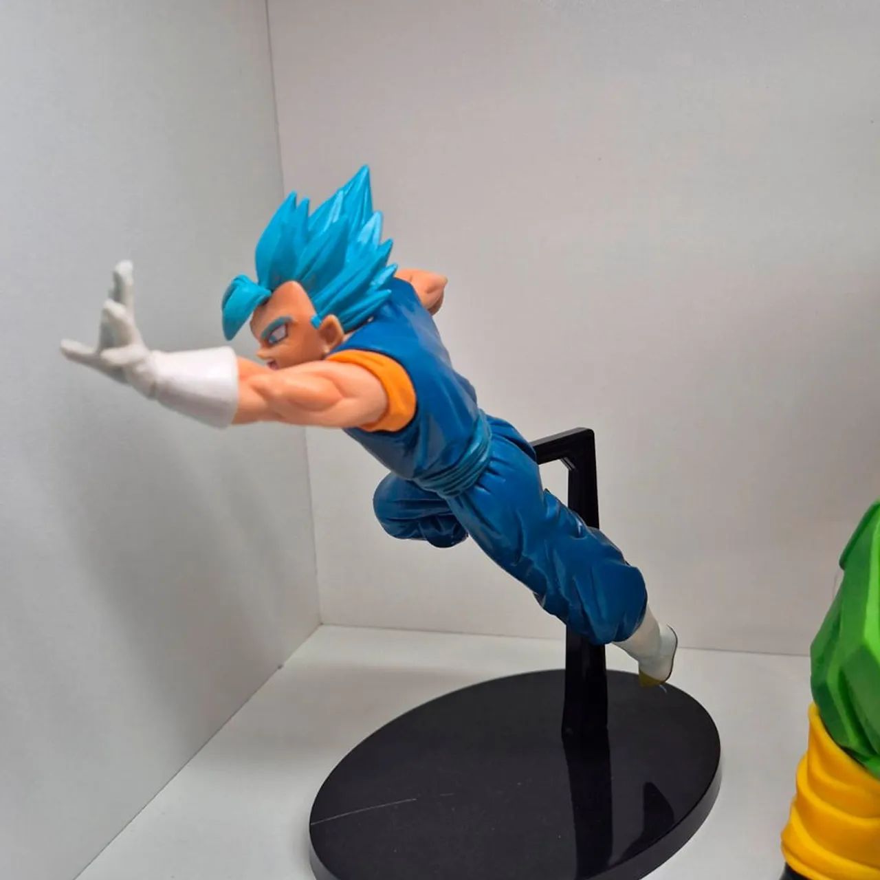 Action Figure Vegeto SSJ Blue DBZ - Bootleg - Foto 2
