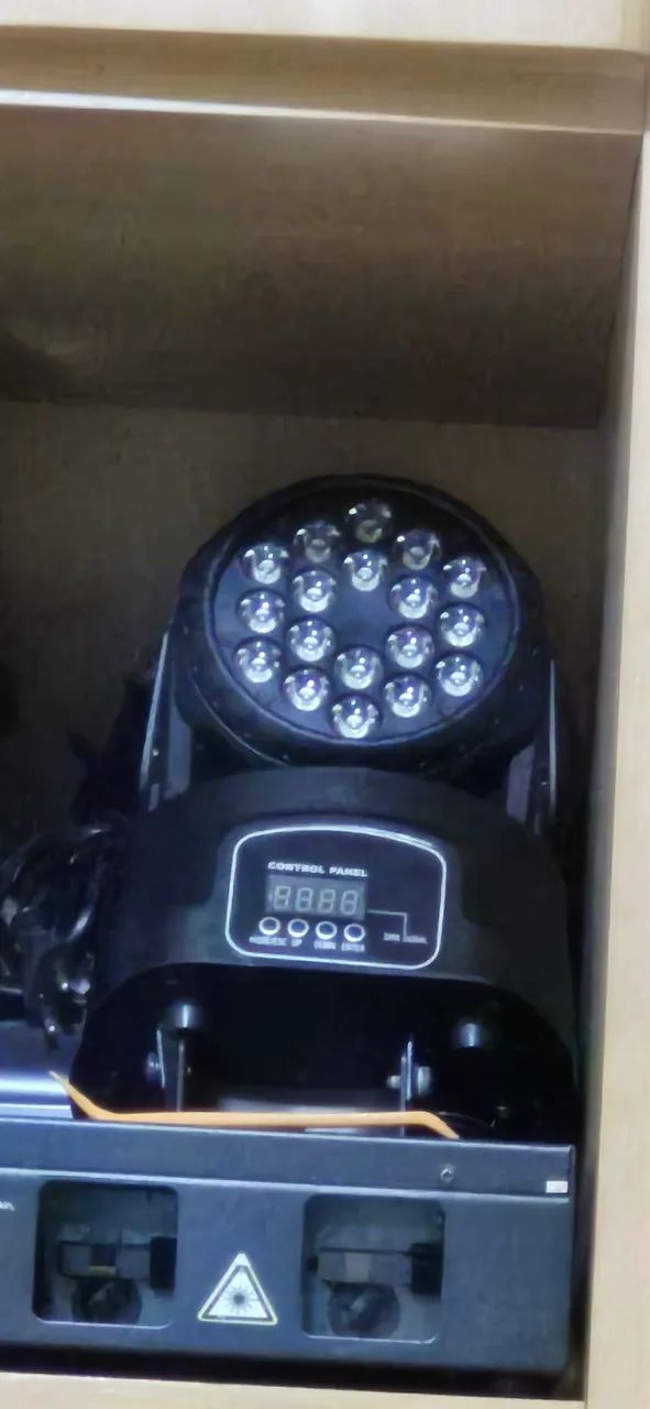 MINI LED MOVING HEAD422024225165168642