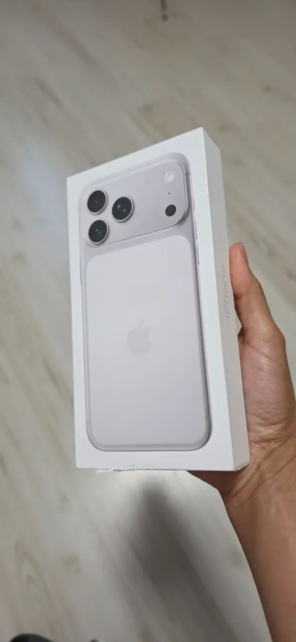 iPhone 17 Pro Max 256GB Silver ? Novo e Lacrado