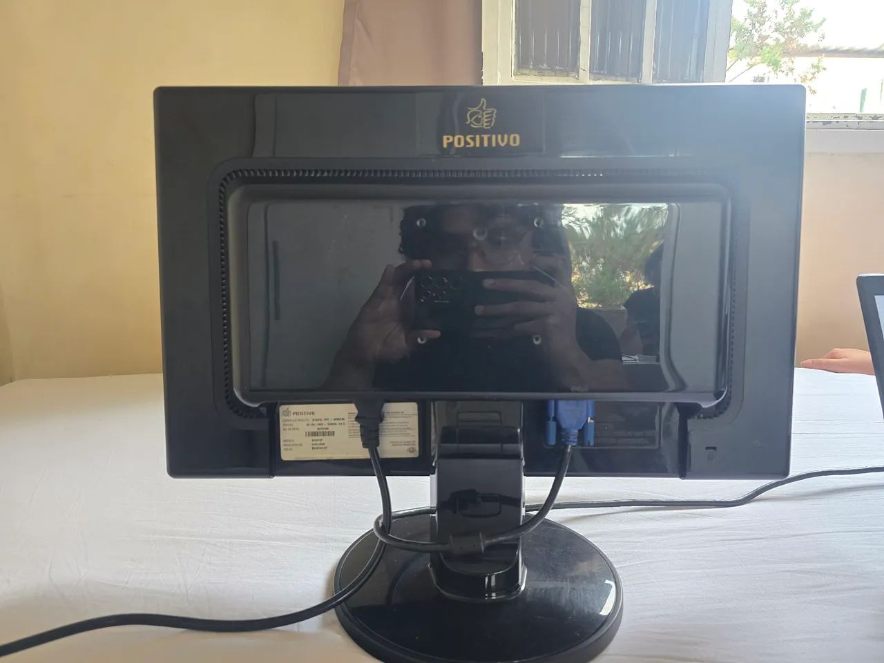 Vendo Monitor Positivo 19' polegadas - Foto 3