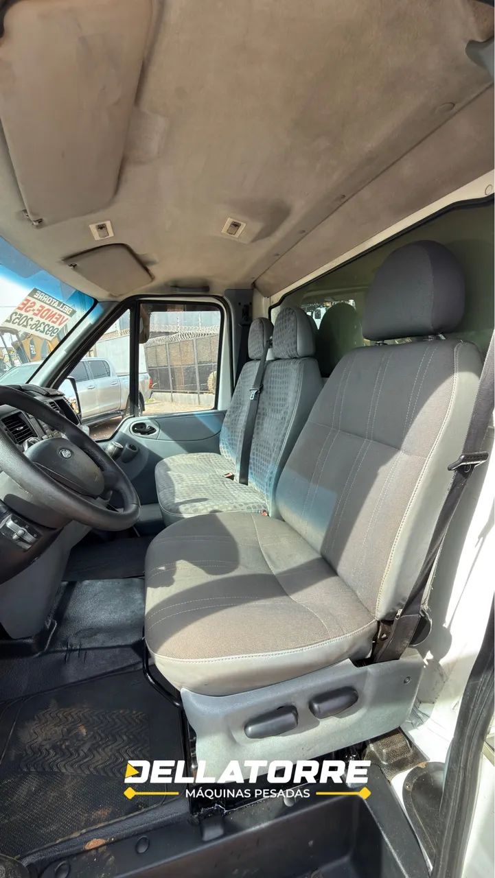 FORD TRANSIT 350L 2011 BAU FACCHINI 230 MIL KM IMPECAVEL - Foto 9