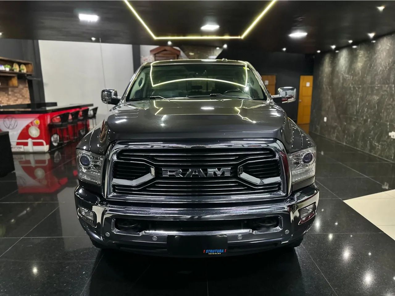 Ram 2500 2500 LARAM. 6.7 Ed. ABQM TB CD 4X4 Die. 2018