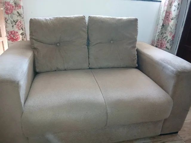 Sofá 2 Lugares Bege | Conservado | Pouco Uso - Foto 2