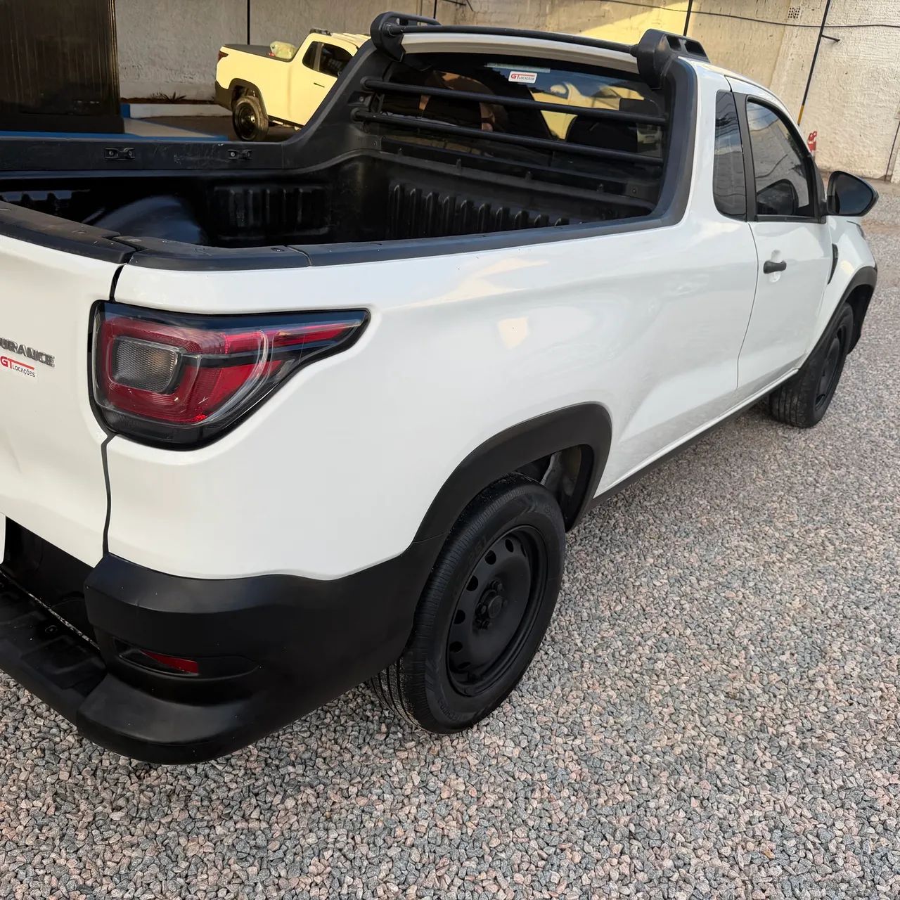 Fiat Strada Endurance 1.4 Flex 8V CS Plus 2023 - Foto 5