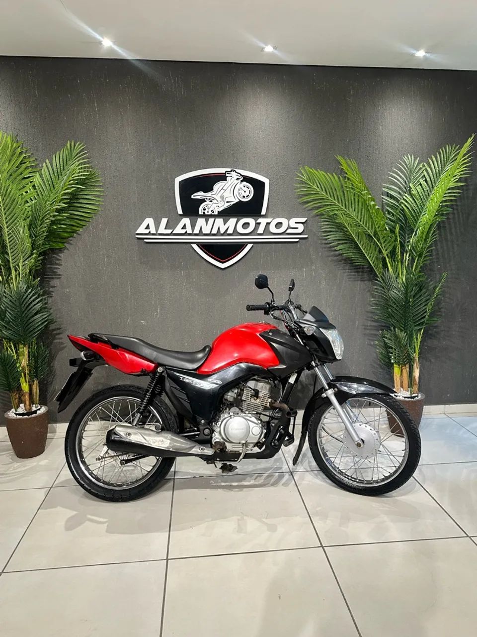 Moto fan 125  - Foto 2