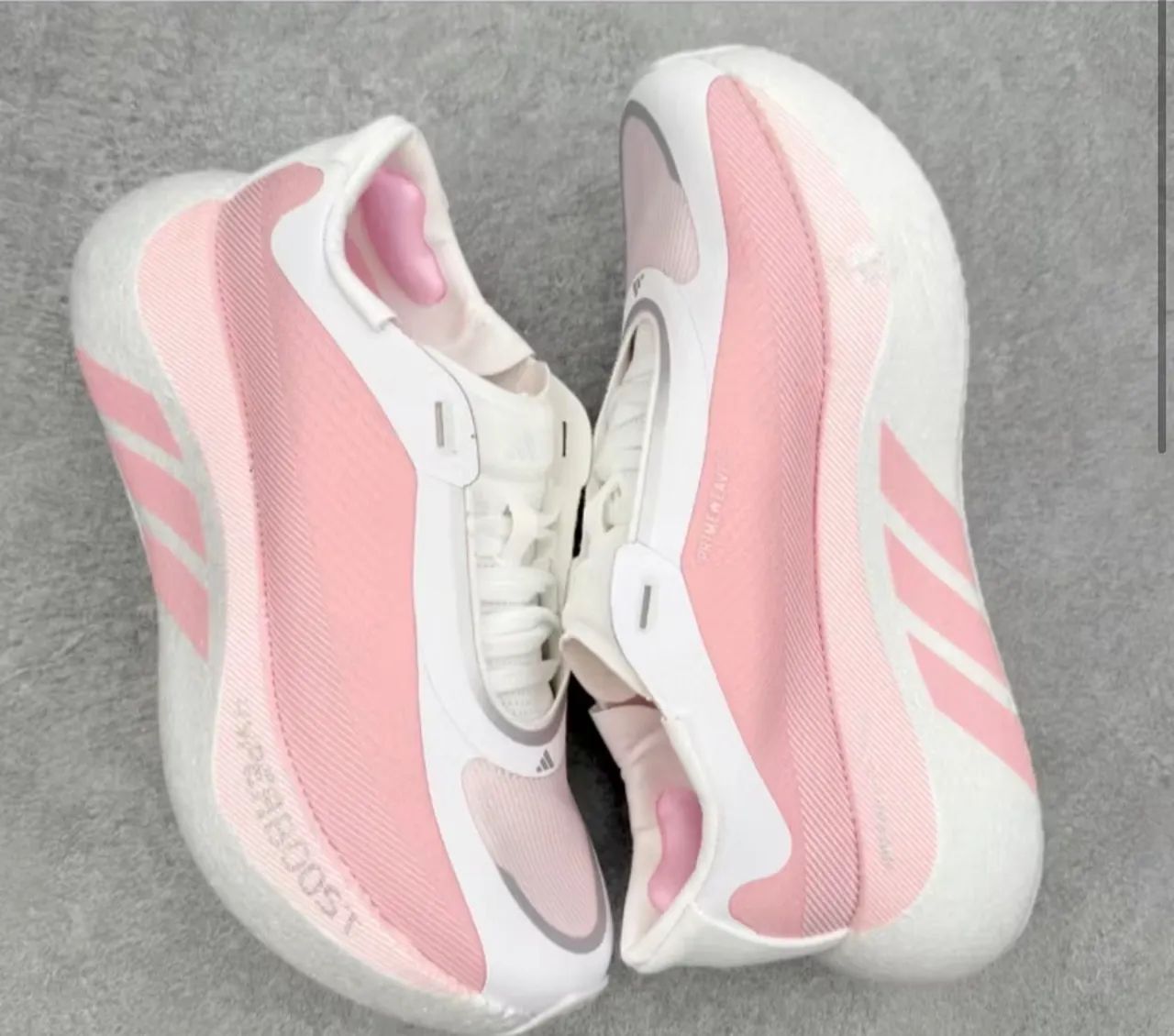 Tênis Adidas Hyperboost todos os tamanhos e cores disponíveis sob encomenda  - Foto 5