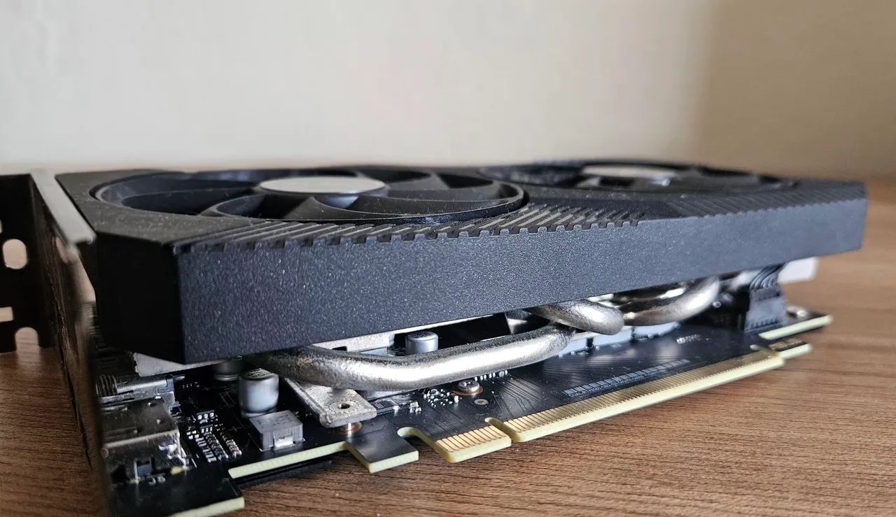 ASUS RTX 3050 8GB - Foto 5