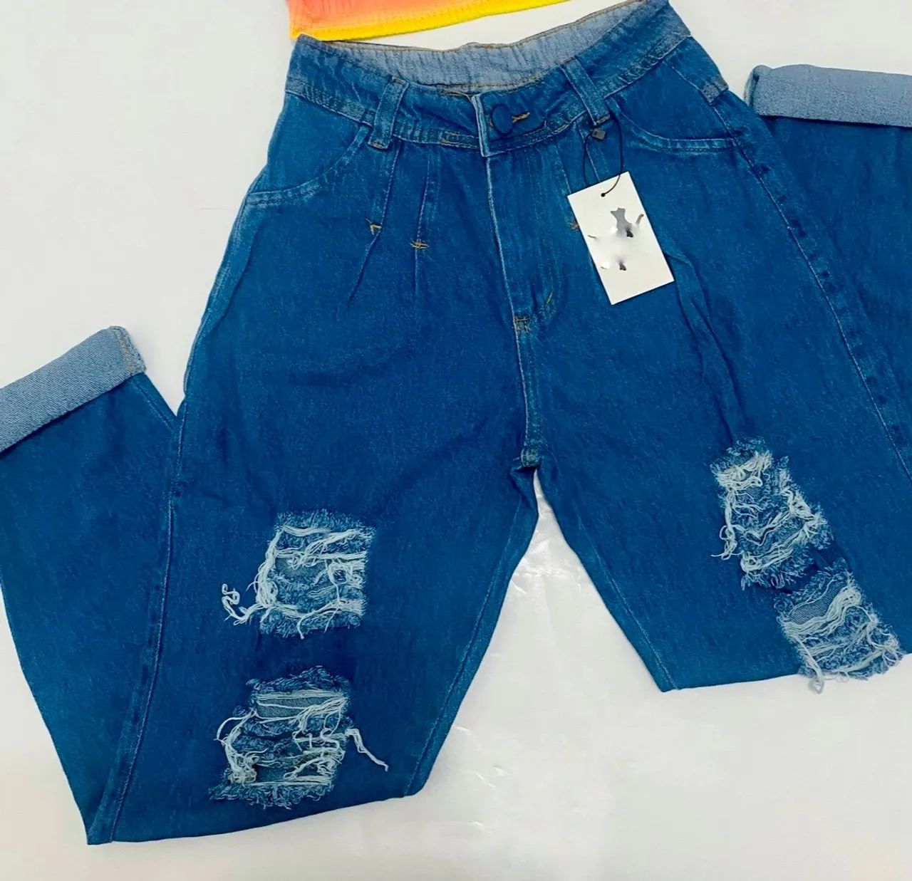 Calça Mom 