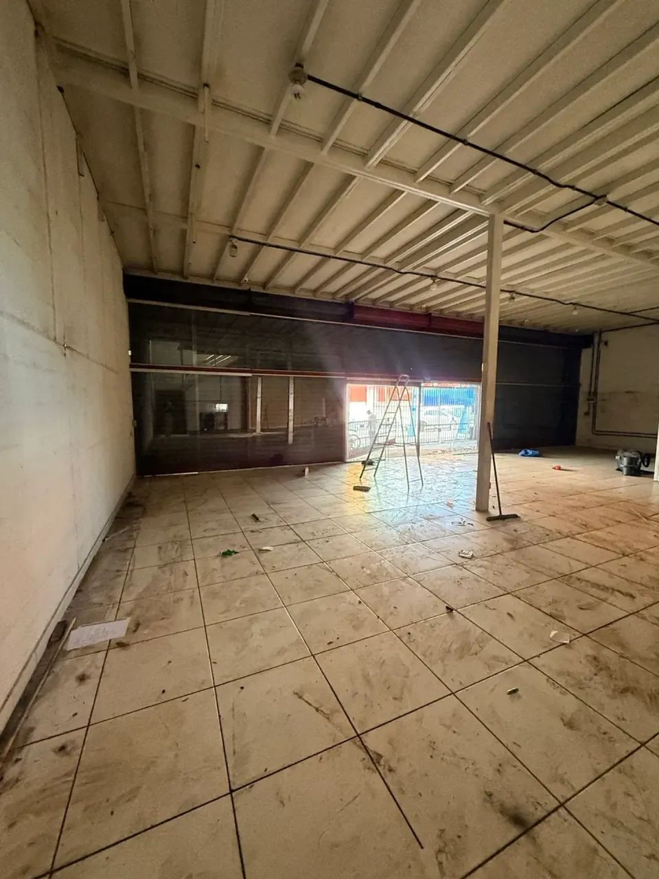 ALUGO IMOVEL COMERCIAL AV. CASTELO BRANCL - Foto 2
