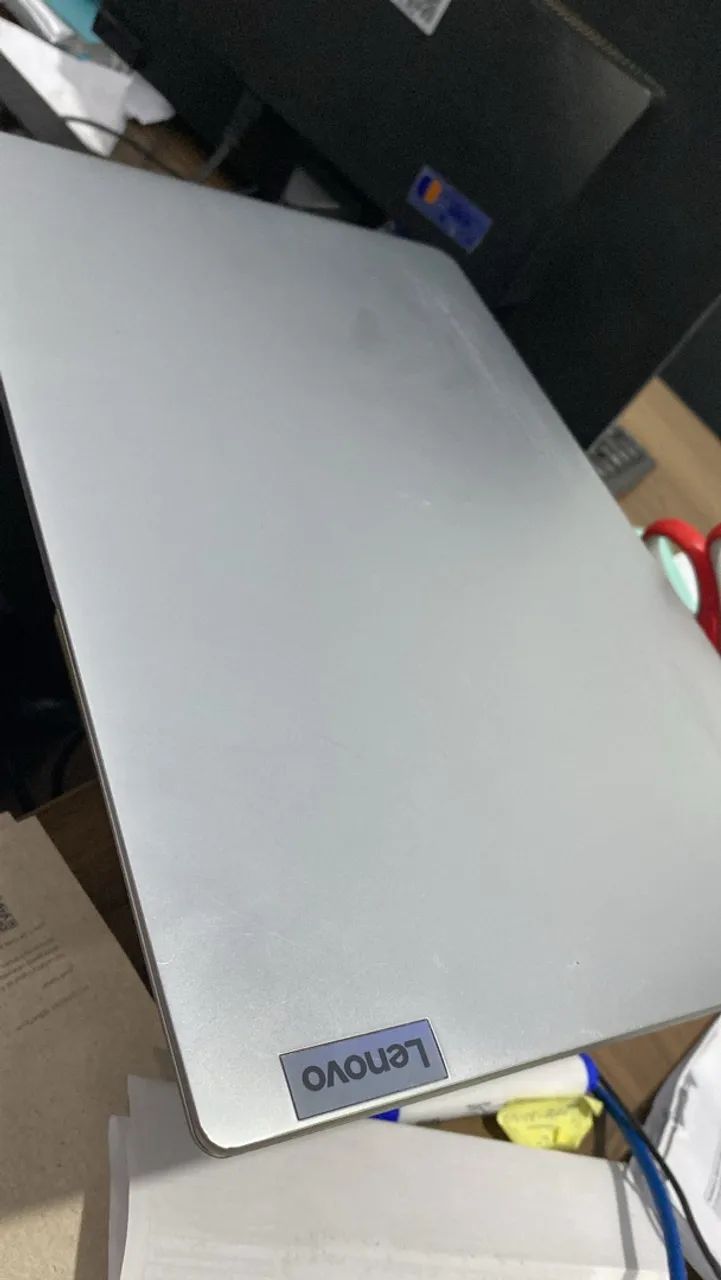 VENDO NOTEBOOK LENOVO IPEAPAD 1i - Foto 3