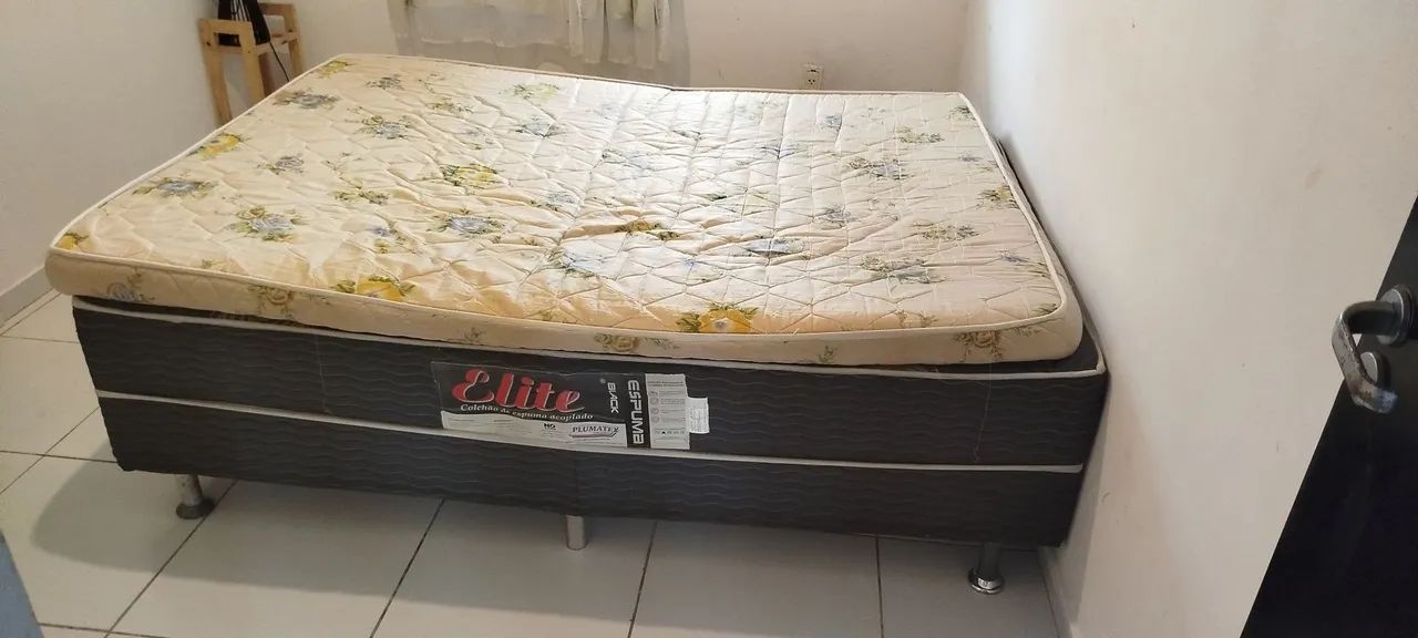 Vende-se cama usada pra vim pegar em ponta negra - Foto 4