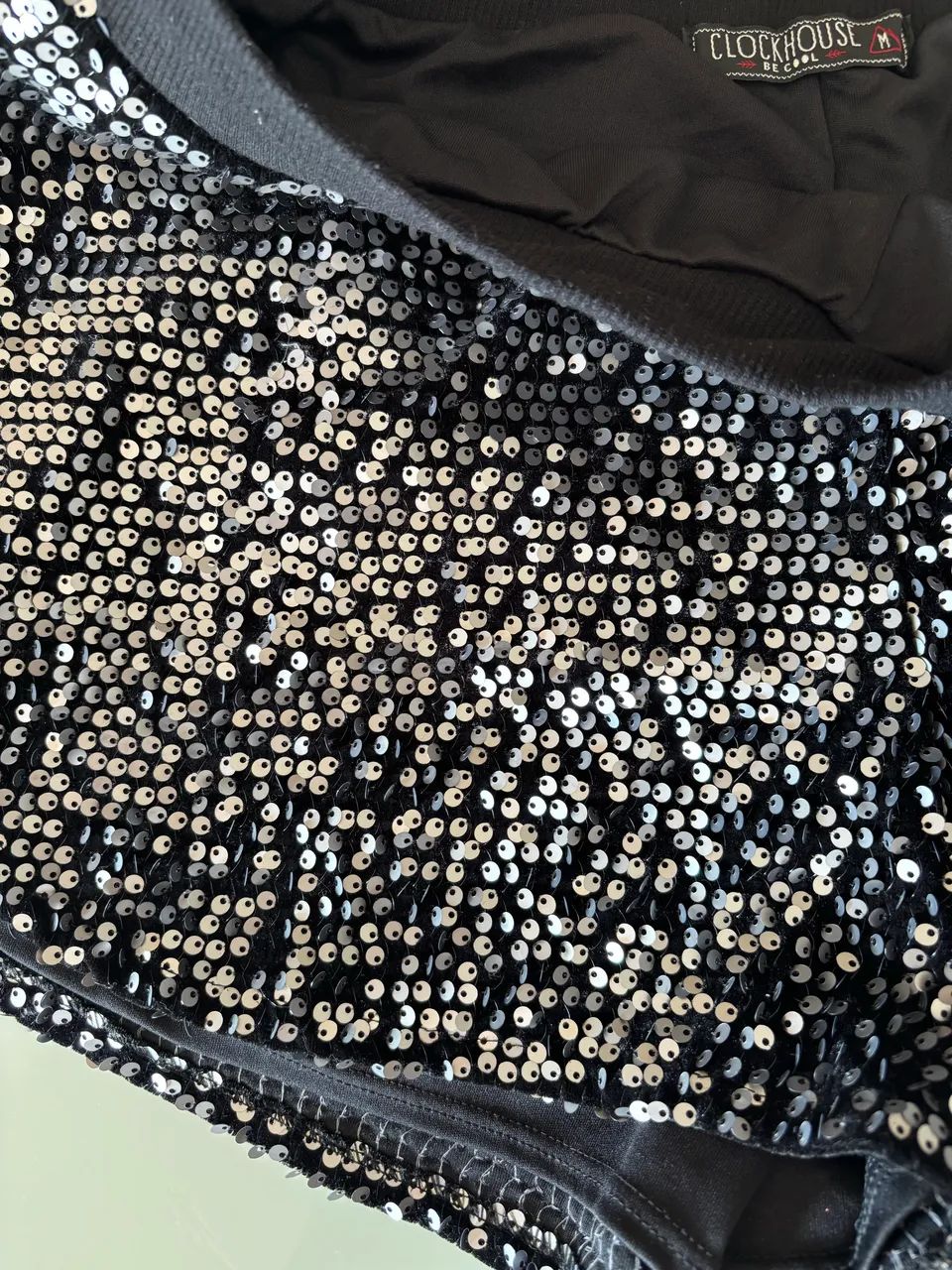 Shorts com paetê TAM M - Foto 4