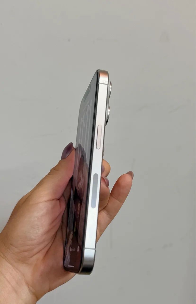 iPhone 15 pro 512 GB - Foto 3