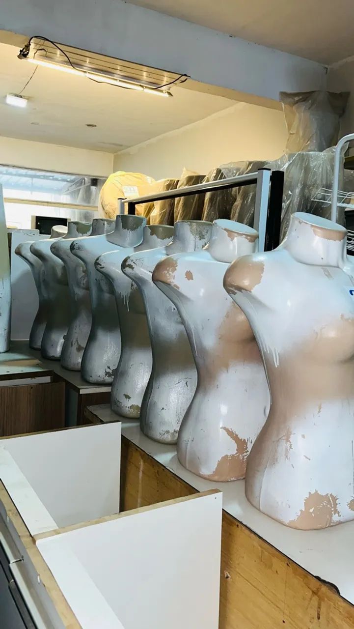 Busto de manequim feminino usado - Foto 3