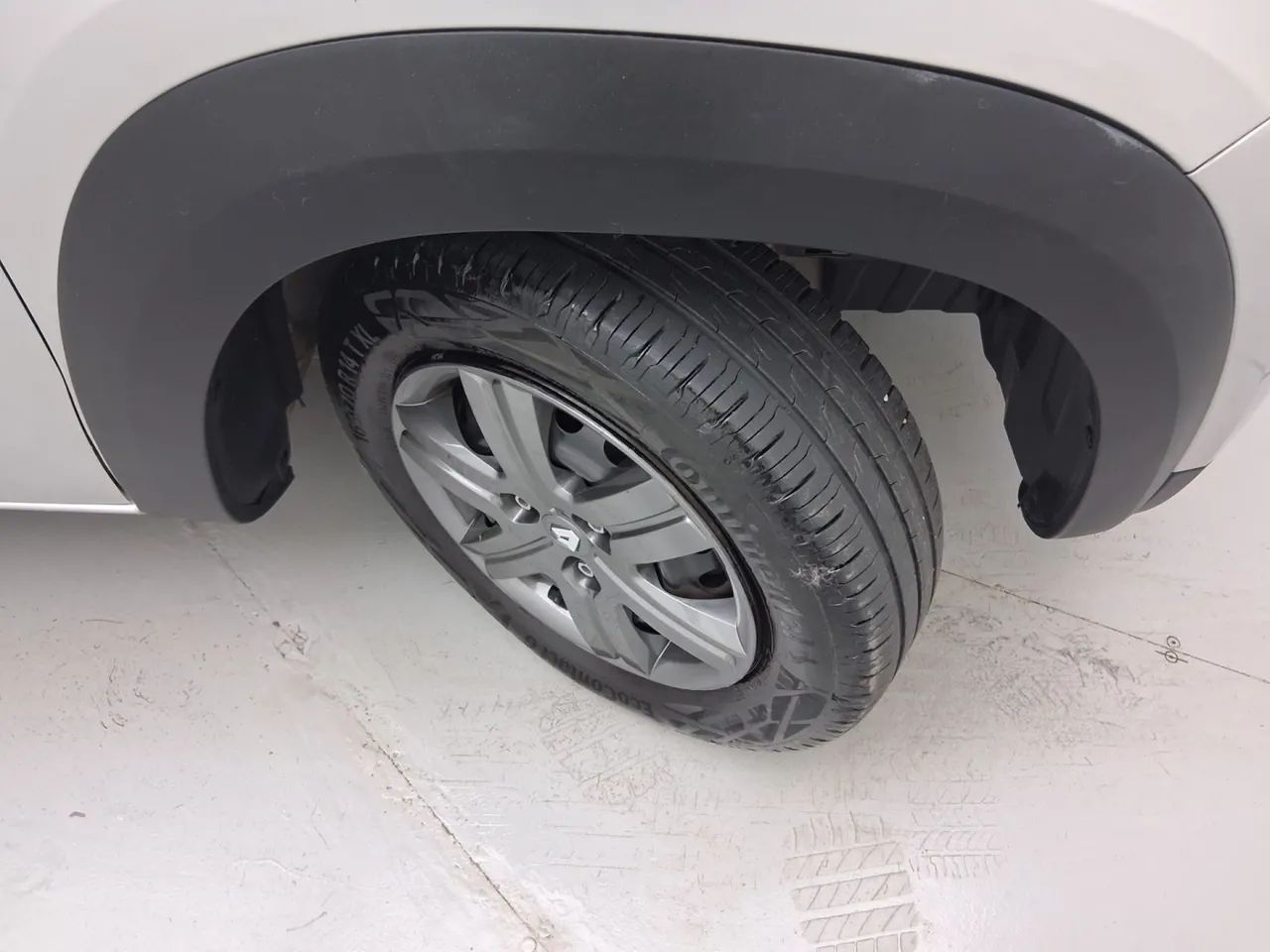 Renault Kwid 1.0 Zen, foto 13 de 18
