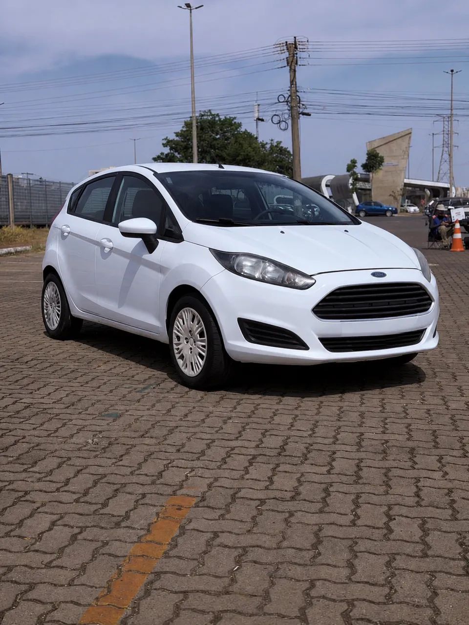 Ford Fiesta Fiesta 1.5 16V Flex Mec. 5p 2016