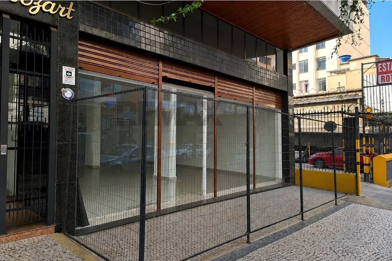 Loja Comercial com Sobreloja para Locação | Centro, Juiz de Fora