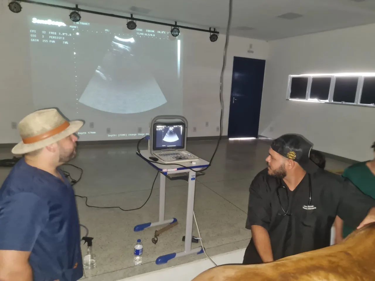 Ultrassom Sonoscape A6V com transdutor linear e convexo - Foto 5