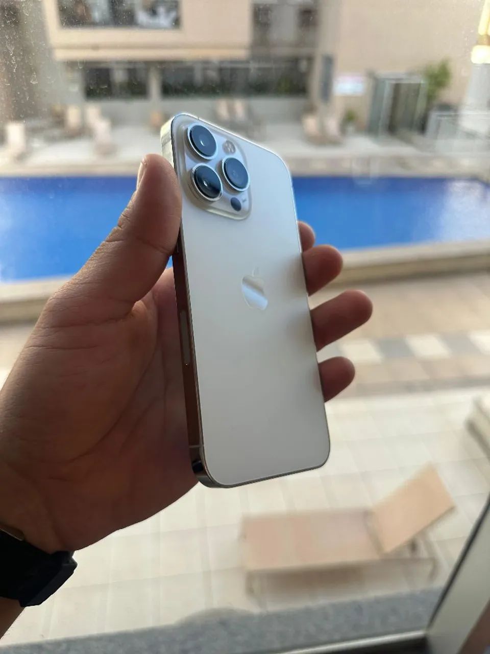 iPhone 13 pro 128gb muito conservado - Celulares e Smartphones