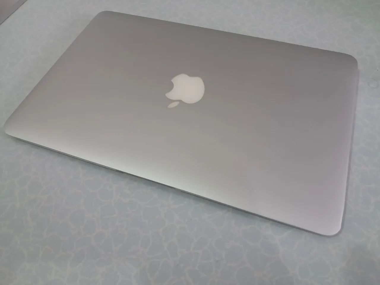 MacBook Air Early 2015 11 pol