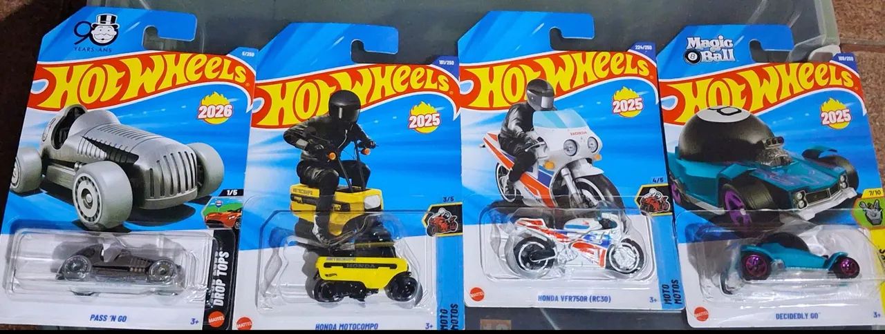 Carrinhos e Motos Hot Wheels 