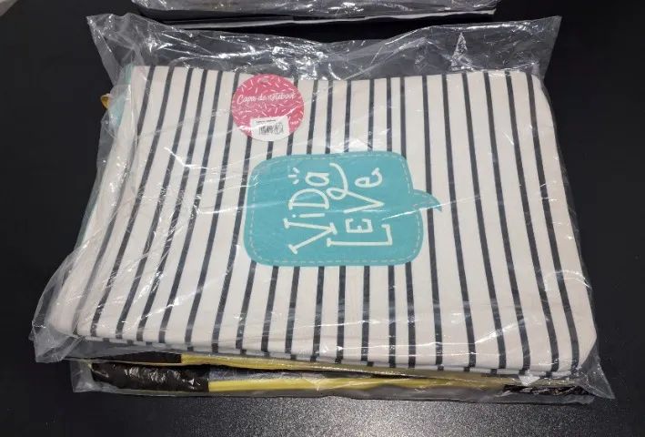 Capa de Notebook Feminina Uatt? com Zíper, para Notebook de até 16" (Cor Branco e Azul)