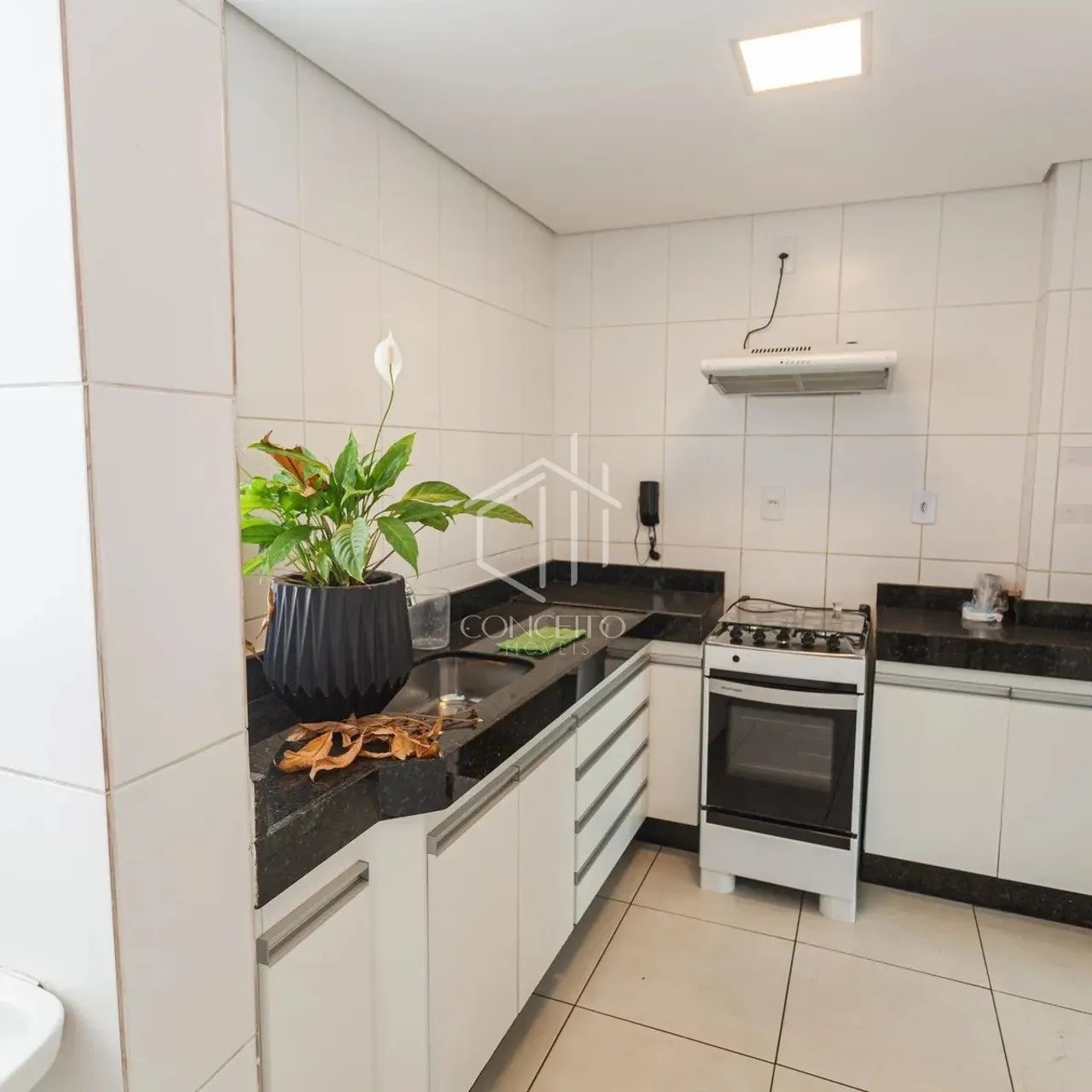 Apartamento tres quartos /graça/elevador - Foto 4