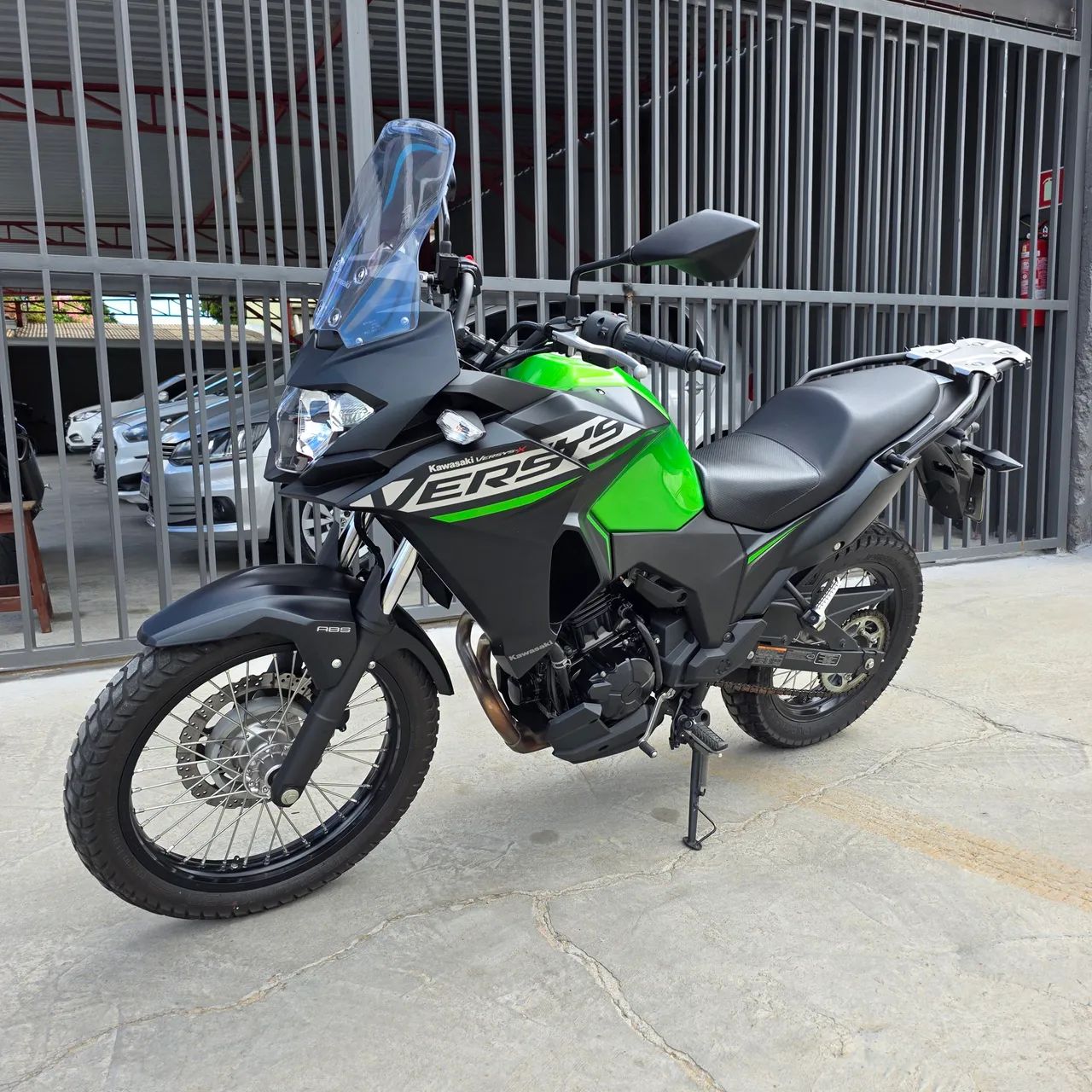 Kawasaki 300 2025 - 1501762590 | OLX