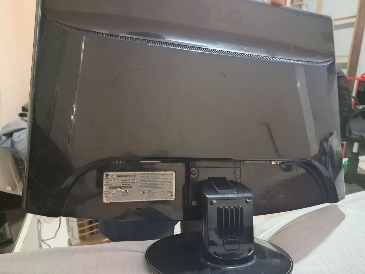 Monitor LG Flatron W2252TQ 22" LCD - Funcionando 100% - Foto 3