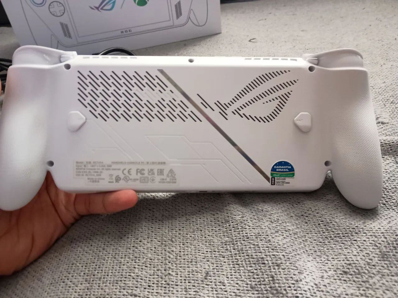 Rog Xbox Ally 512gbs (perfeito estado) - Foto 3