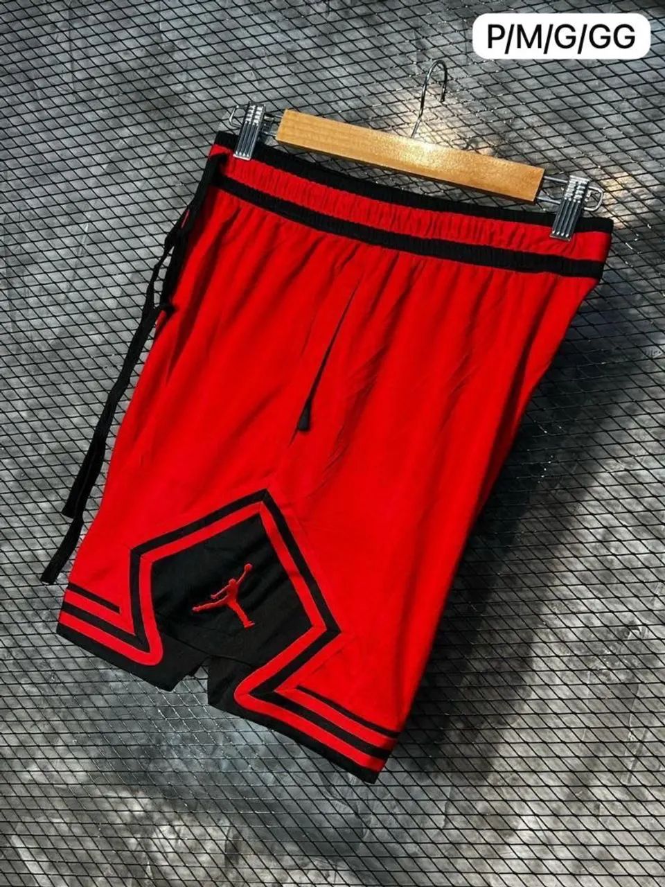SHORT DIAMOND