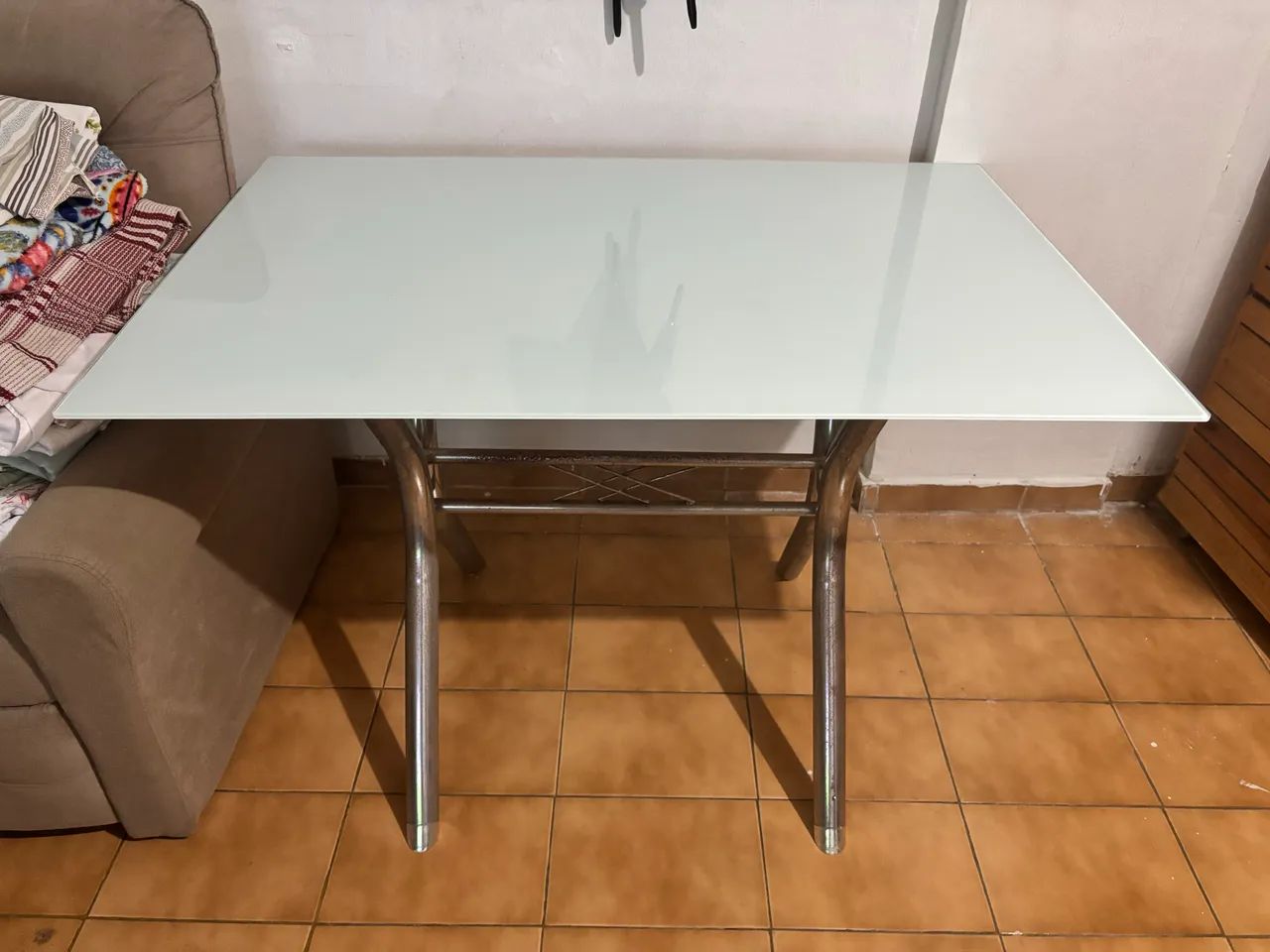 Mesa de vidro 6 cadeiras 