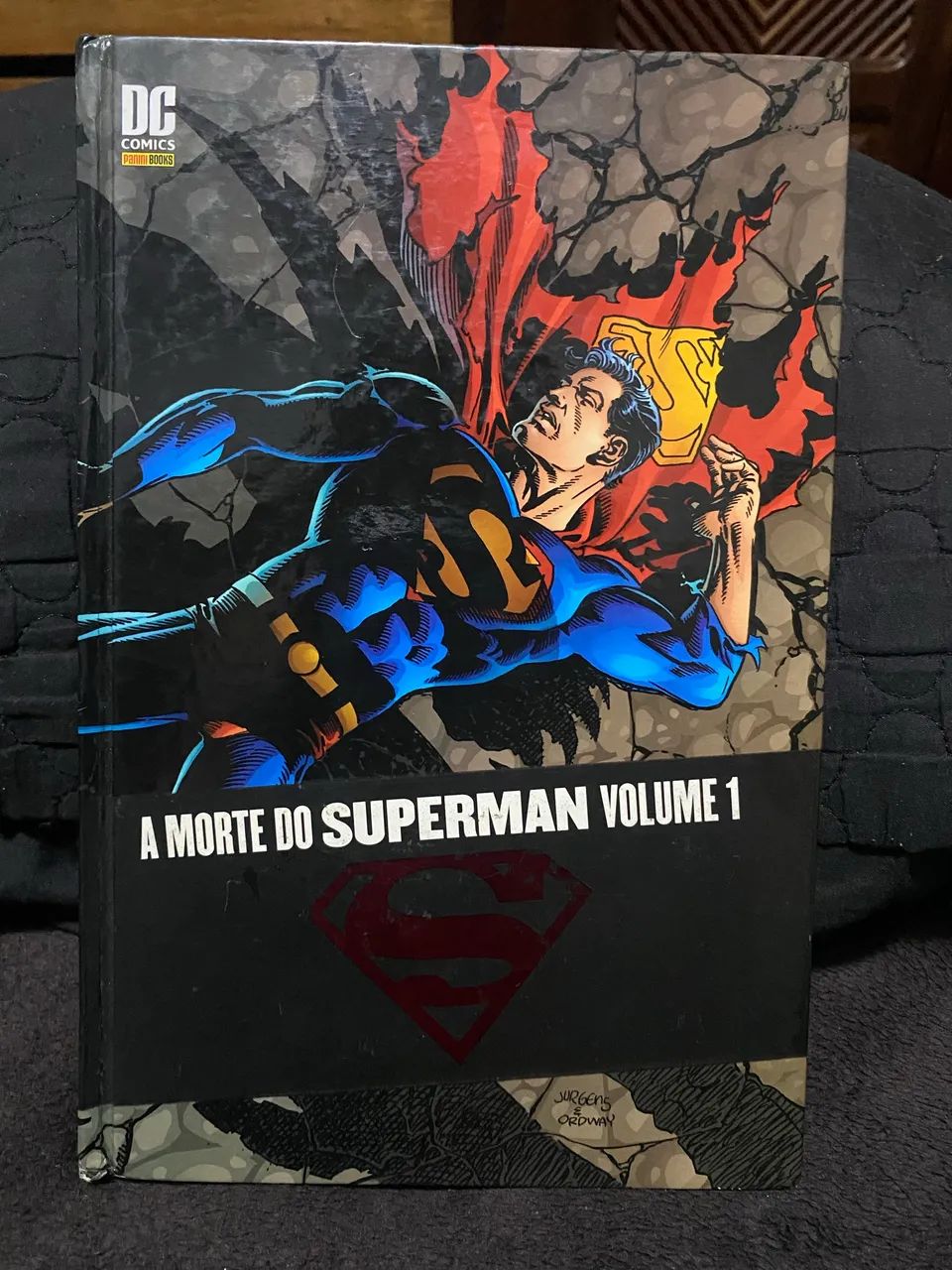 A Morte do Superman 1 e 2 - HQ - Foto 2