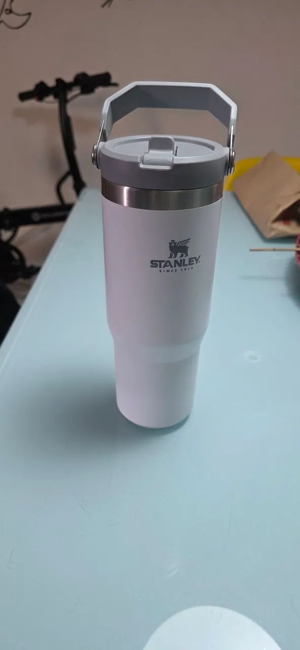 Garrafa Stanley Flip Straw 910ml - Foto 2