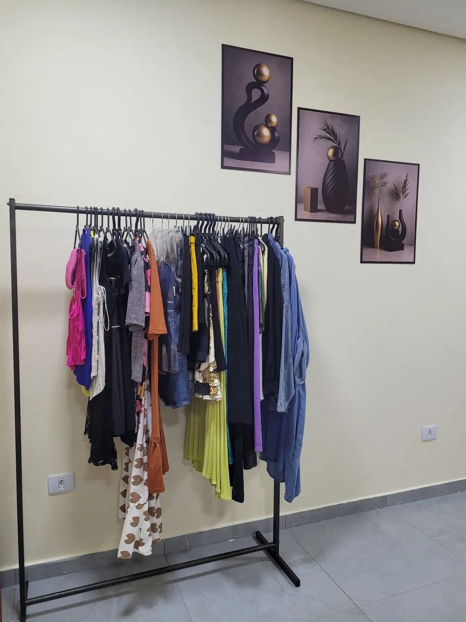 Lote de roupas novas dá Renner  - Foto 2