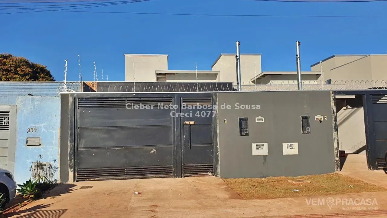 2 Dormitórios sendo uma suíte e com excelente acabamento!