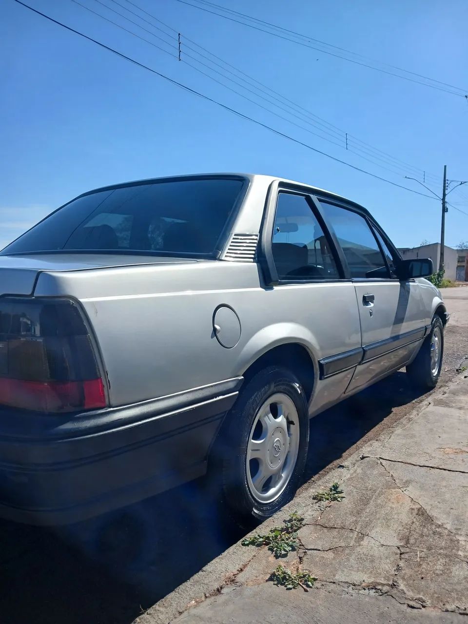 Chevrolet Monza GL 1.8 Efi/ SL/ L/ 650/barc. 2e4p 1991