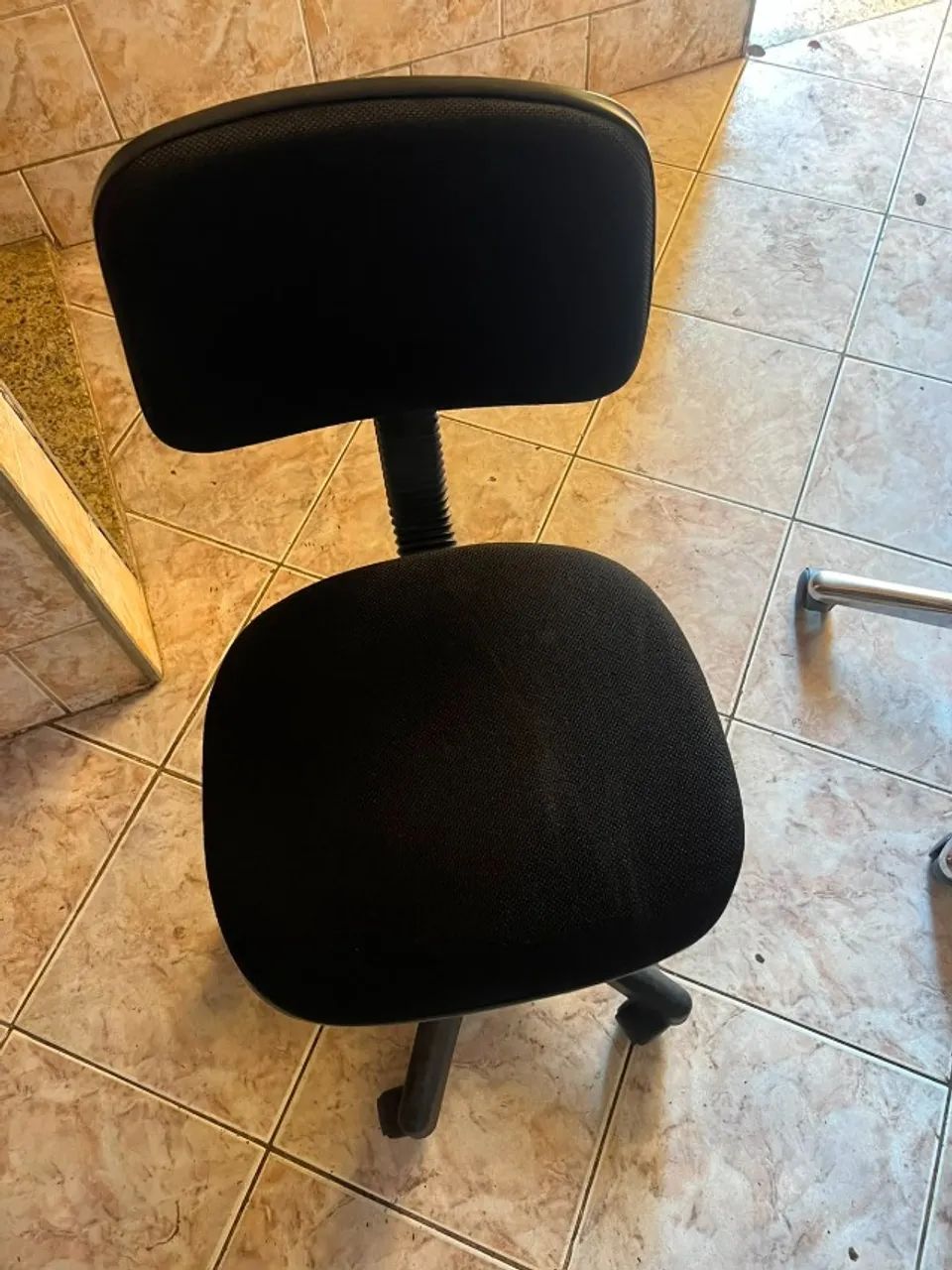 DUAS CADEIRAS DE ESCRITÓRIO - Foto 3
